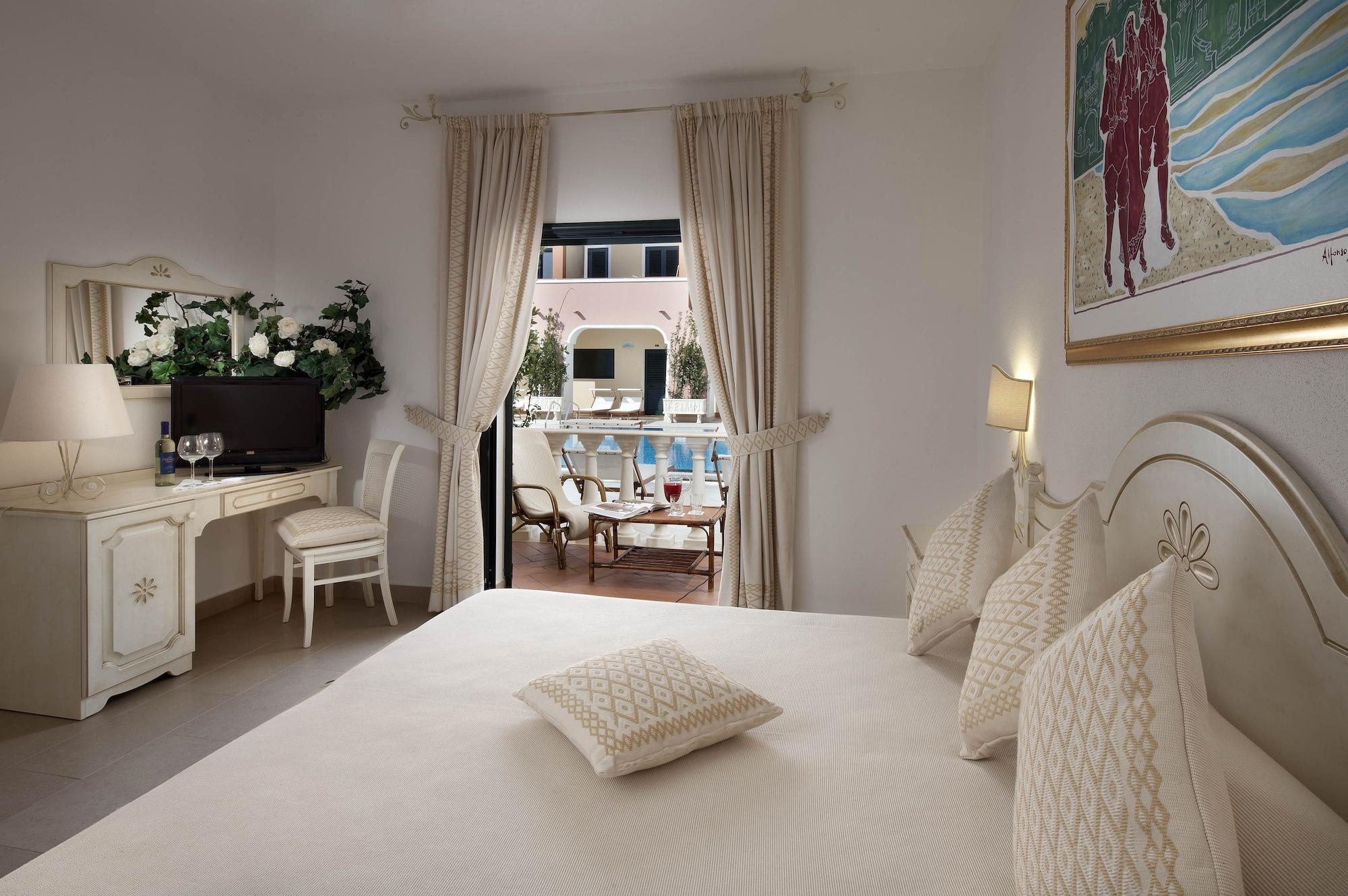 Cala Ginepro Hotel Resort & Spa โอโรเซย ภายนอก รูปภาพ