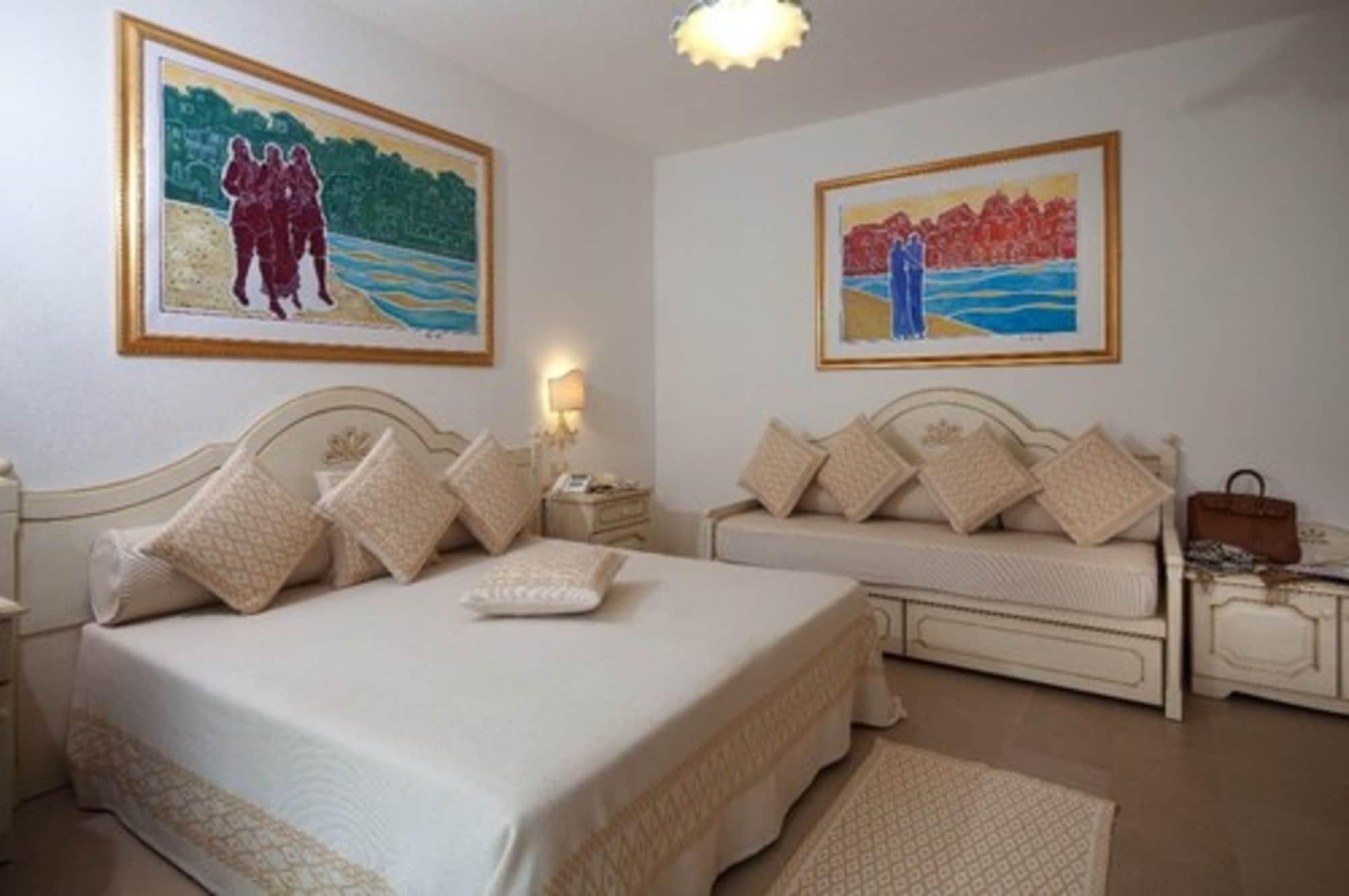 Cala Ginepro Hotel Resort & Spa โอโรเซย ภายนอก รูปภาพ