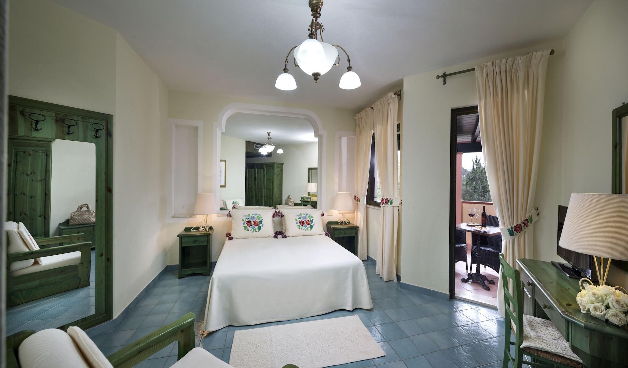 Cala Ginepro Hotel Resort & Spa โอโรเซย ภายนอก รูปภาพ