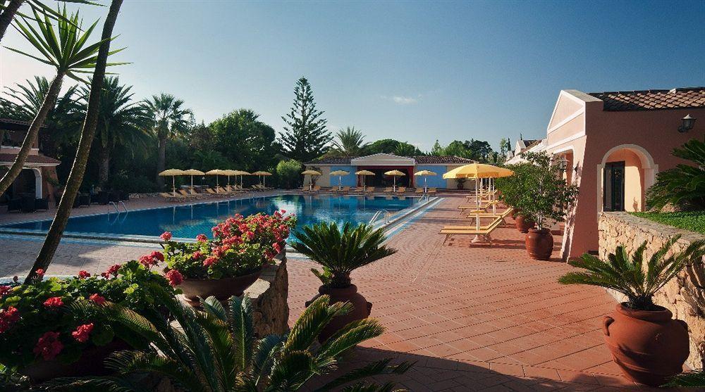 Cala Ginepro Hotel Resort & Spa โอโรเซย ภายนอก รูปภาพ