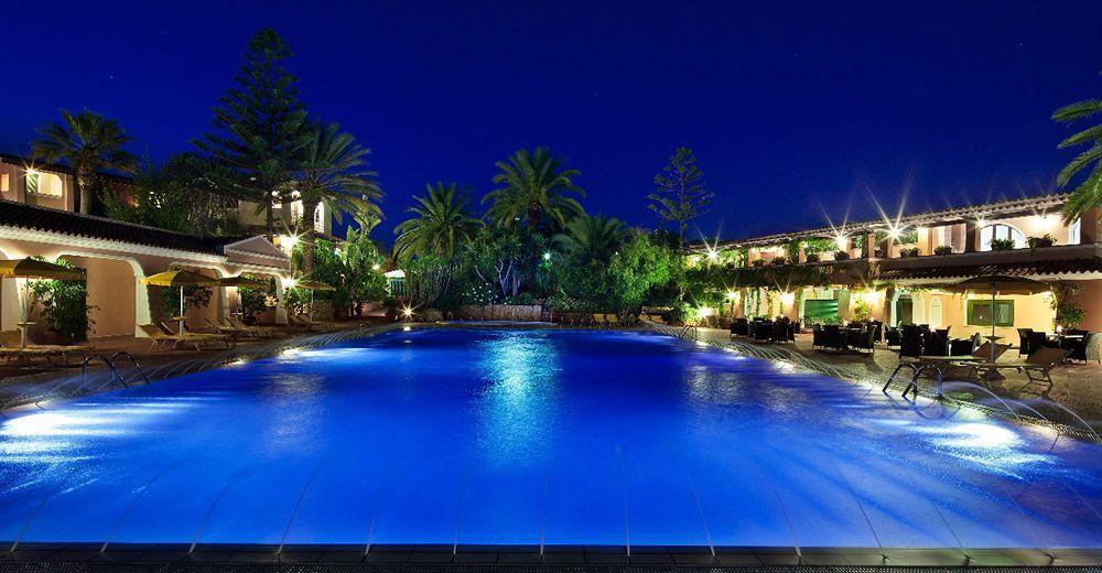 Cala Ginepro Hotel Resort & Spa โอโรเซย ภายนอก รูปภาพ